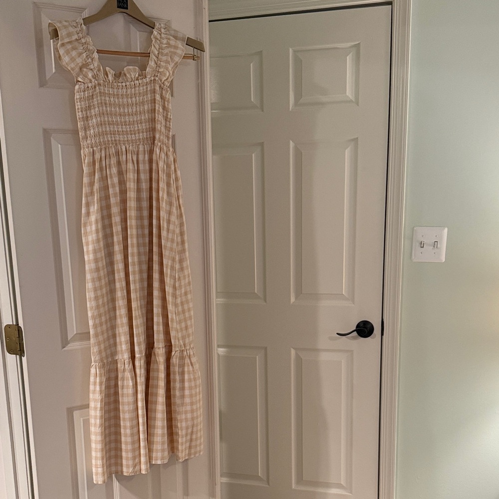 Women’s Beige Gingham Smocked Maxi Dress